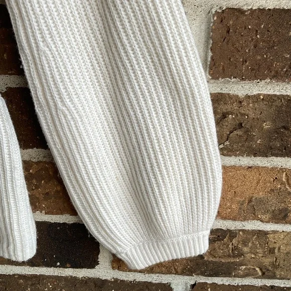 CLUB MONACO White Tinna Balloon Wool Alpaca Sleeve Sweater - Picture 8 of 9